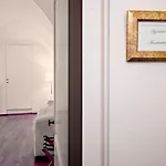 Palazzo De' Vecchi 4* 시에나