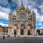 Palazzo De' Vecchi