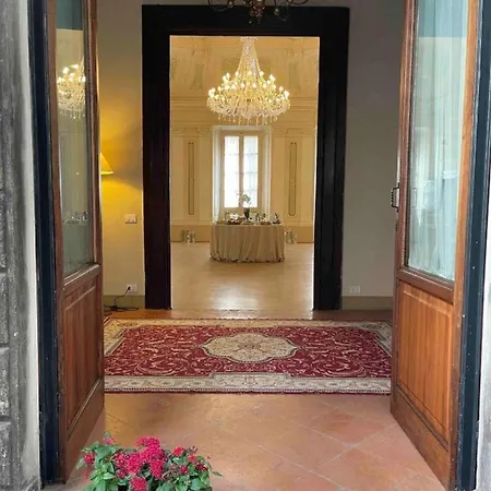Palazzo De' Vecchi 3* シエーナ
