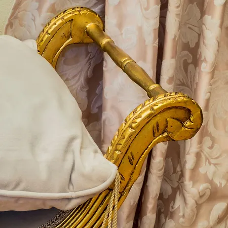 Palazzo De' Vecchi Couette-café Sienne