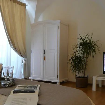 Frühstückspension Palazzo De' Vecchi 4*