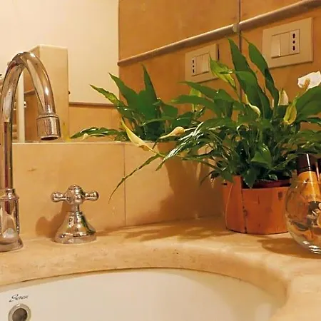 Palazzo De' Vecchi Bed & Breakfast
