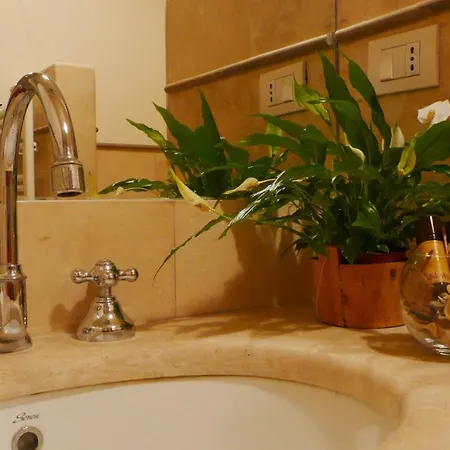 Bed and Breakfast Palazzo De' Vecchi 4*