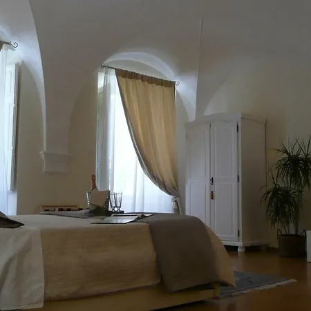 Palazzo De' Vecchi Bed and Breakfast