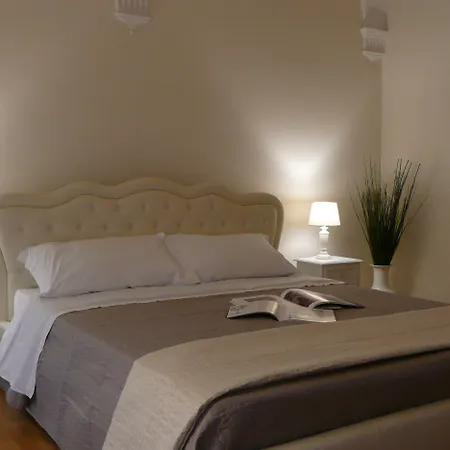 Nocleg ze śniadaniem Palazzo De' Vecchi 4*